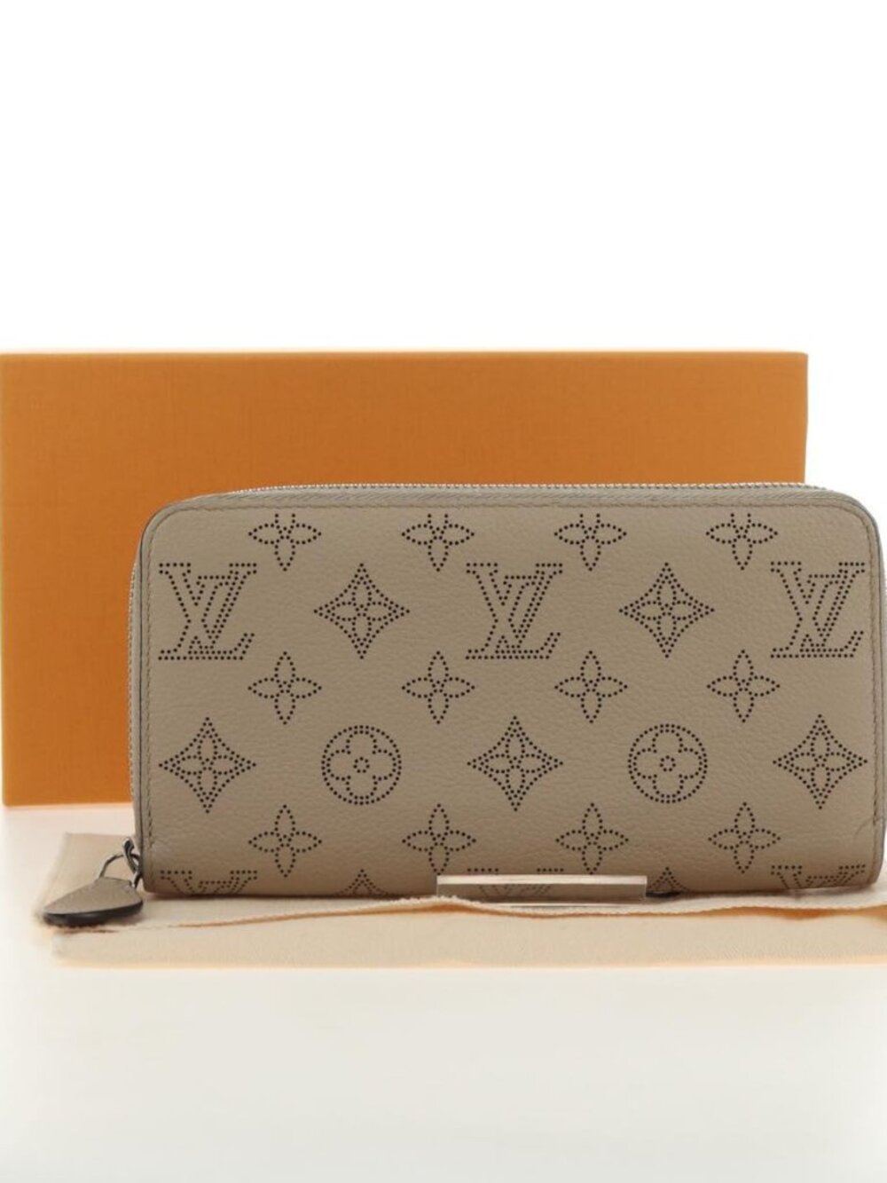 Louis Vuitton Mahina Long Zippy Wallet Monogram with Box and Dust Bag Authentic